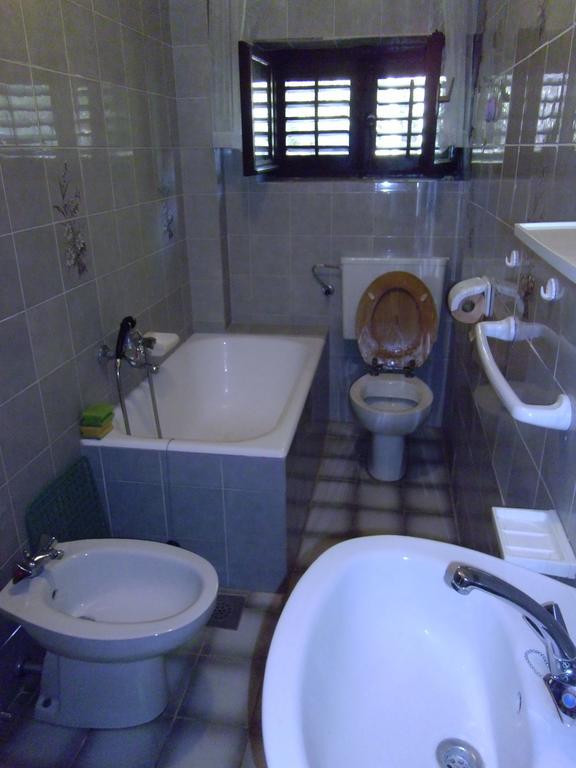 Apartments Kreso 5 Meters From The Beach With See View Shadow And Parking Place Stara Novalja Rom bilde