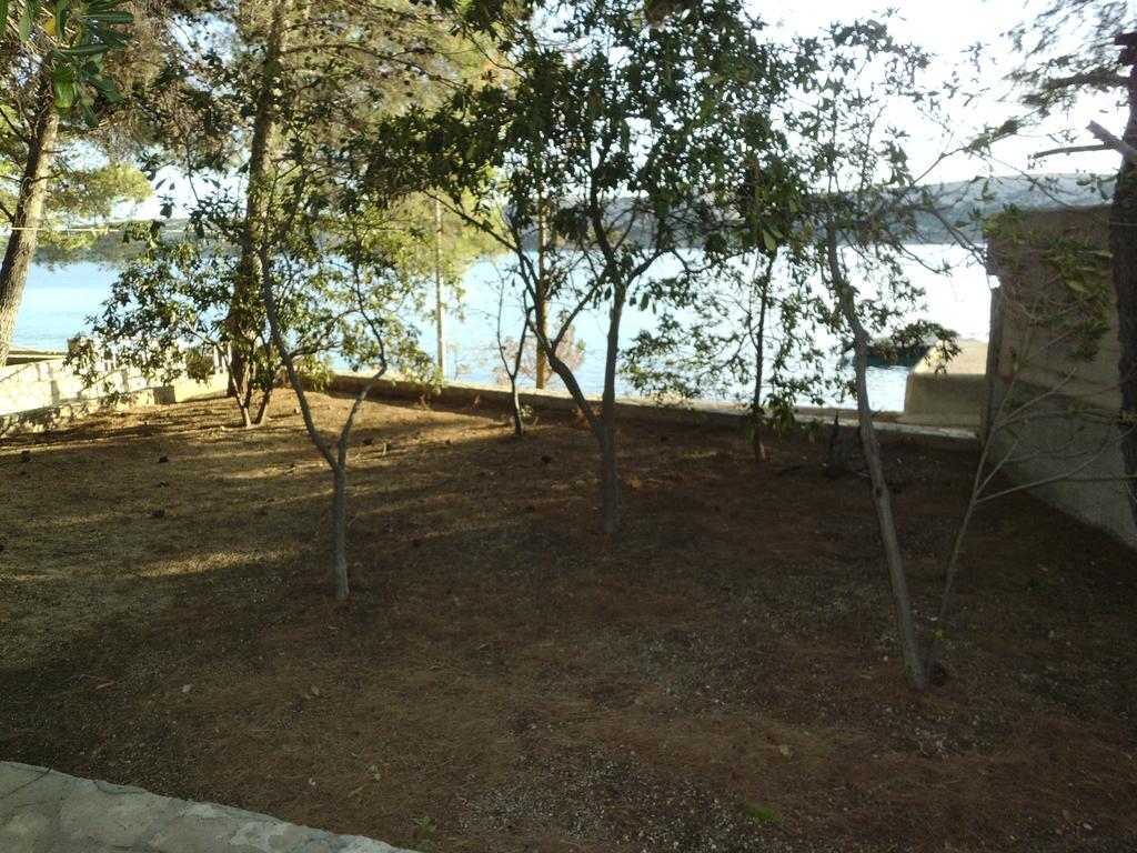 Apartments Kreso 5 Meters From The Beach With See View Shadow And Parking Place Stara Novalja Rom bilde